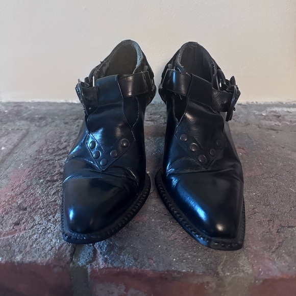 T-Strap Buckle Pumps - Picture 2 of 10